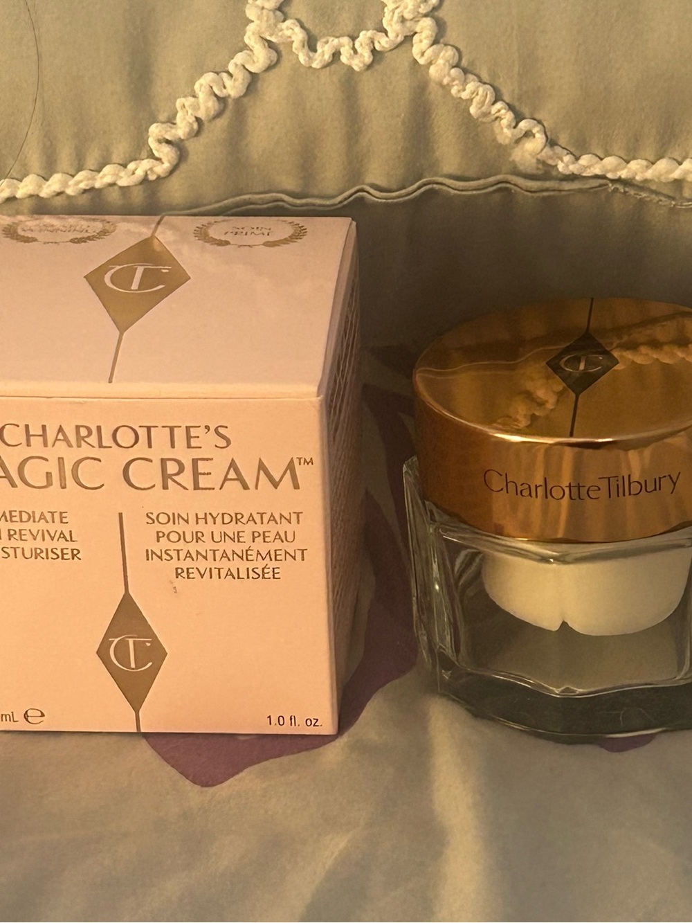 NWT Charlotte Tilbury Magic Cream - Hydrating Moisturizer (Pink/Gold)